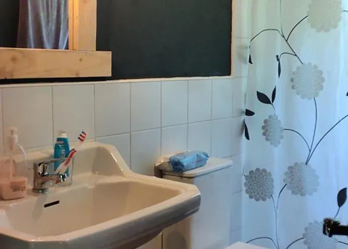 Con Bano Compartido * Camaleño